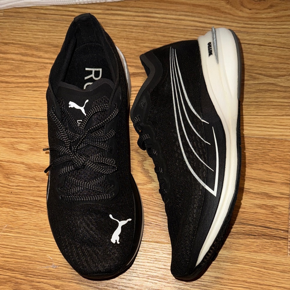 Puma Run Women’s size 8.5 Black Sneakers shoes running deviate nitro